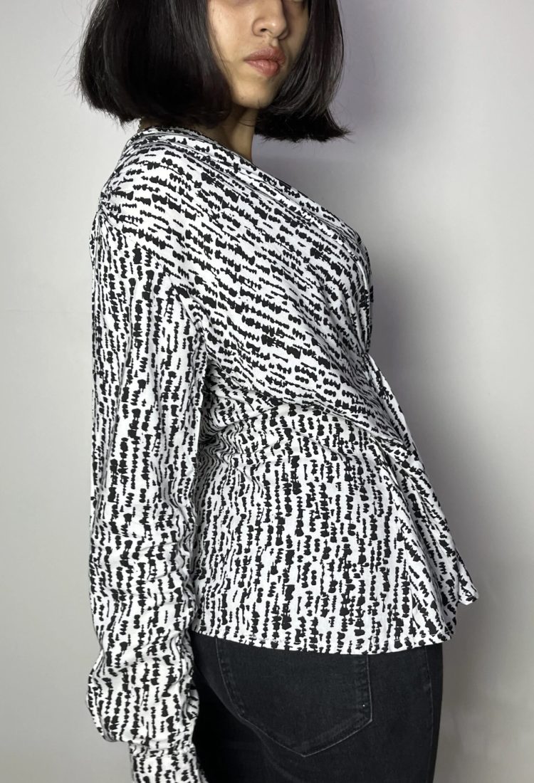 white-printed-pleated-top-4